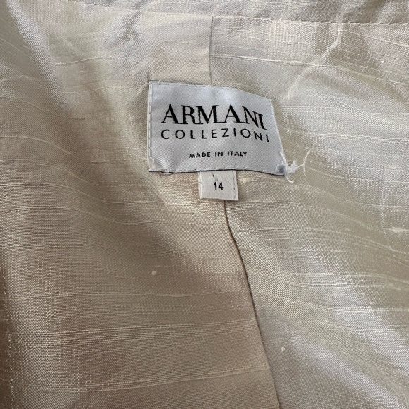 Bundle of Giorgio Armani coat/blazer - Picture 5 of 9